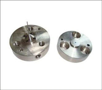 High Performance Micro-engineered Hollow Fiber Membranes Spinneret